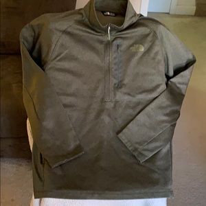 The North Face (pullover) 3/4 zip